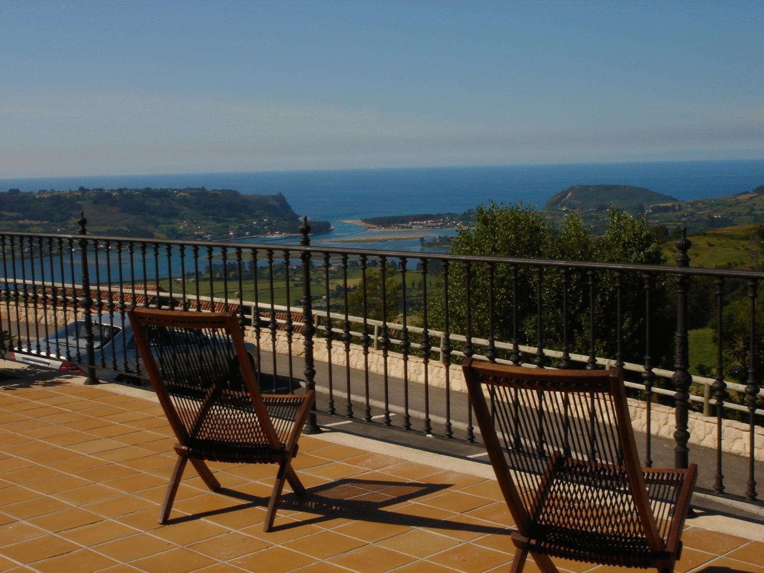 Hotel Mirador De Moriyon Miravalles Extérieur photo