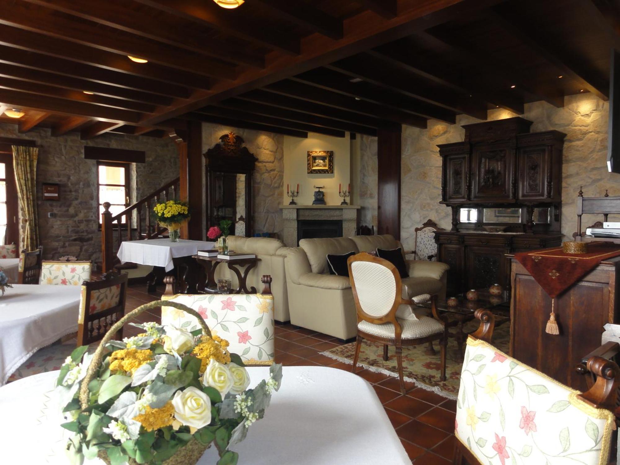 Hotel Mirador De Moriyon Miravalles Extérieur photo
